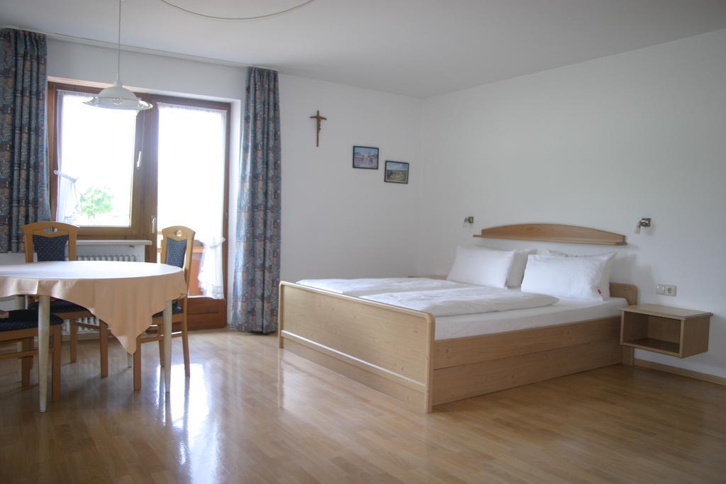 Gaestehaus Elisabeth Schwangau Habitación foto